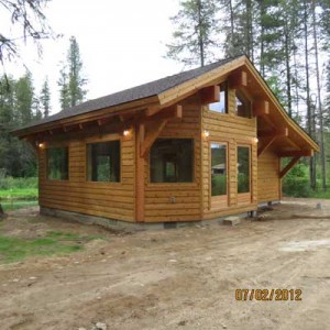 clark-cottage-front-side-sh